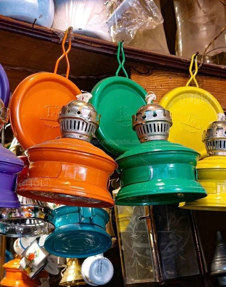 «المصري» قصة محل عمره 90 عاما، حرفة الأجداد تجد طريقها للحاضر بالخيامية