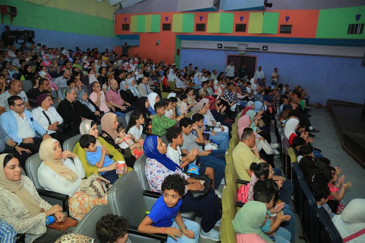 افتتاح معرضي
