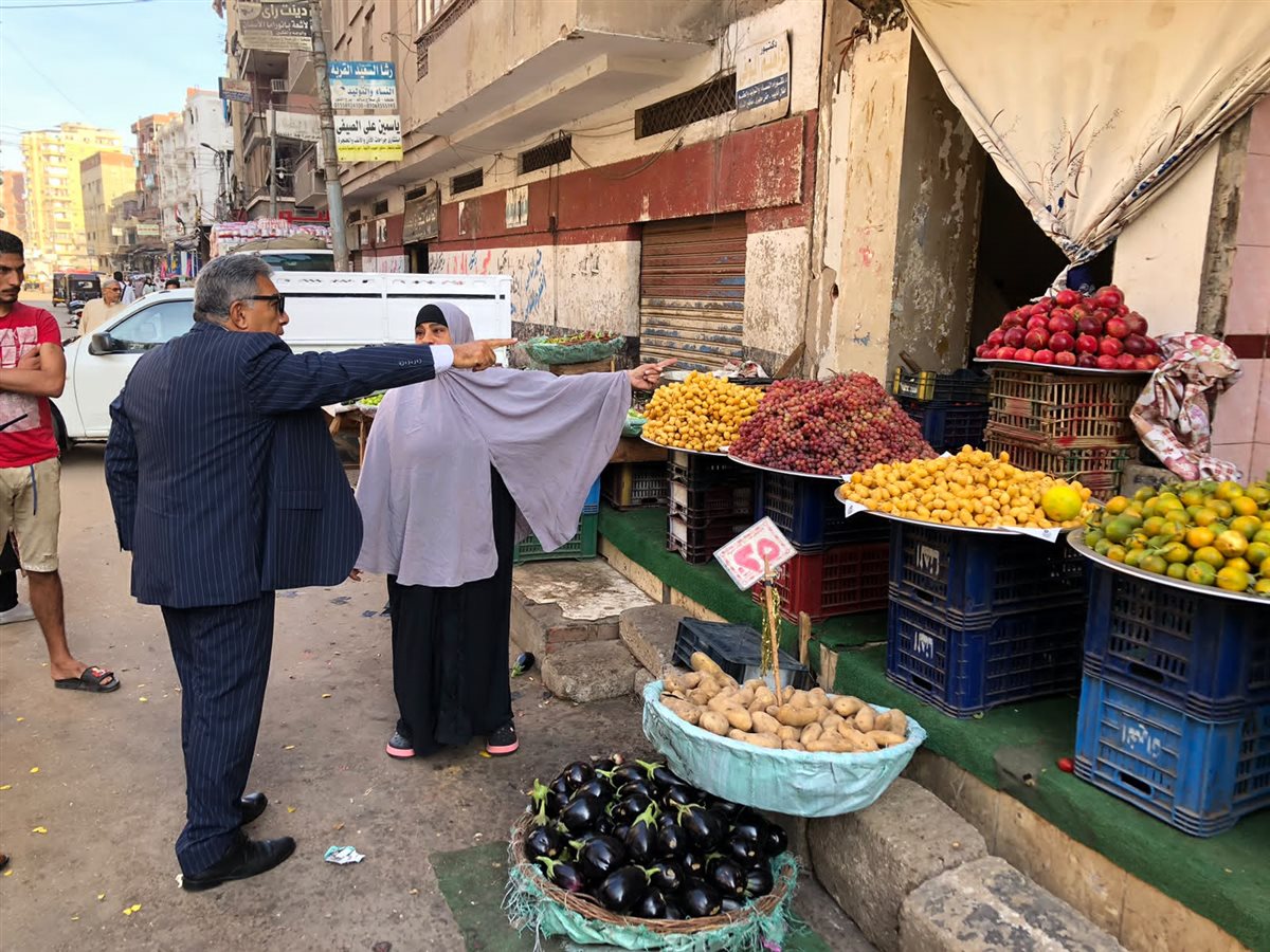 محافظ الدقهلية يتفقد السوق الحضاري بطلخا ويشدد على منع عودة الباعة الجائلين