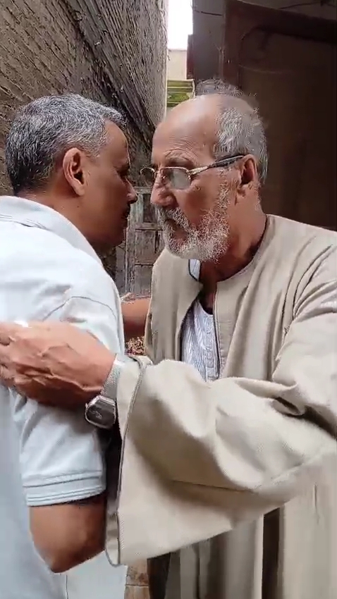 عايزين ابننا علشان نارنا تبرد، انهيار والد إكرامي ضحية استهداف سائقي الشاحنات المصريين بالسودان (فيديو )