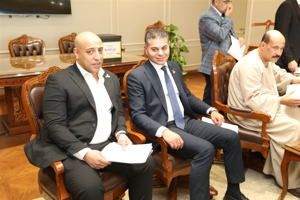 وزير الزراعة يوجه بسرعة فحص طلبات النواب وحل مشكلات المزارعين