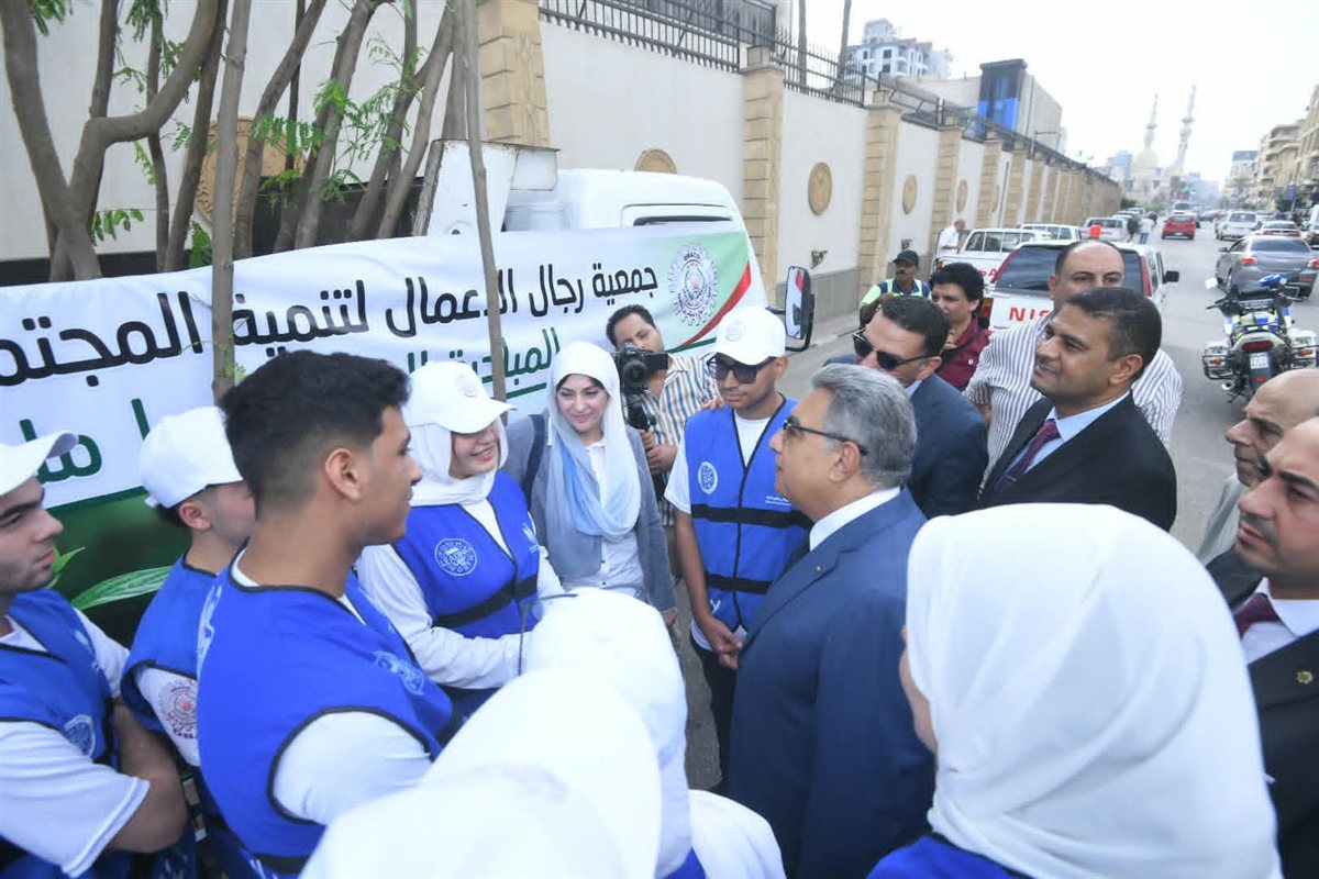 محافظ الدقهلية يتابع تسليم دفعة جديدة من الأشجار ضمن مبادرة "100 مليون شجرة"