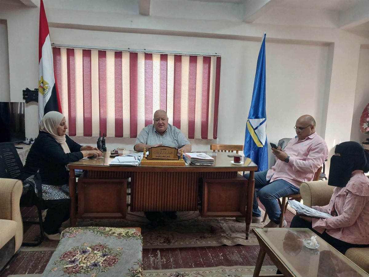 جهود مكثفة لتحسين المرافق والخدمات بمراكز وقرى دمياط