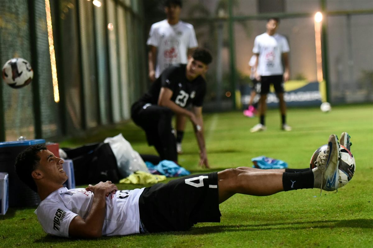 منتخب الناشئين يختتم تدريباته قبل السفر إلى قطر للمشاركة في كأس الخليج