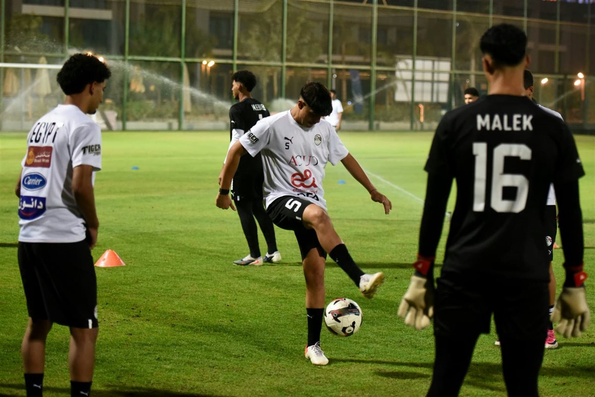 منتخب الناشئين يختتم تدريباته قبل السفر إلى قطر للمشاركة في كأس الخليج