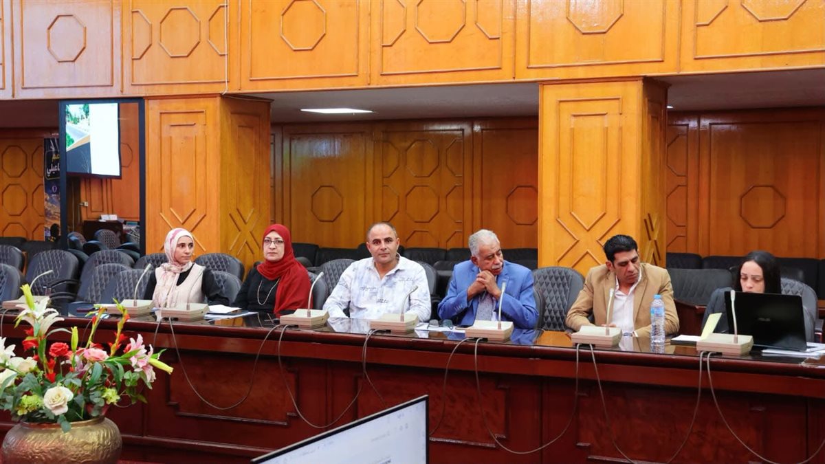 جانب من الاجتماع بحضور نائب محافظ الإسماعيلية