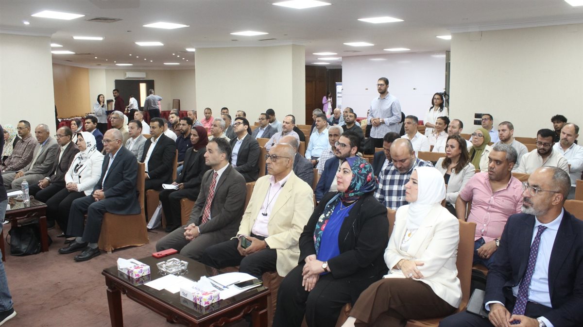 جمعية مستثمري العاشر من رمضان وكلية التعليم المستمر تطلقان مبادرة لتعزيز تنافسية الصناعة