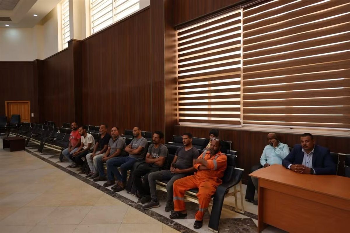 دراسة الحلول المناسبة لاستكمال مدينة الحرفيين وتيسير الإجراءات أمام أصحاب الورش