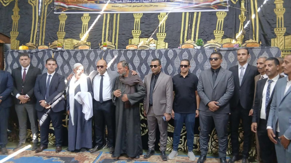 بعد 11 عامًا من الثأر، تسليم الكفن لأشقاء قتيل ينهي خصومة عائلية في المنيا