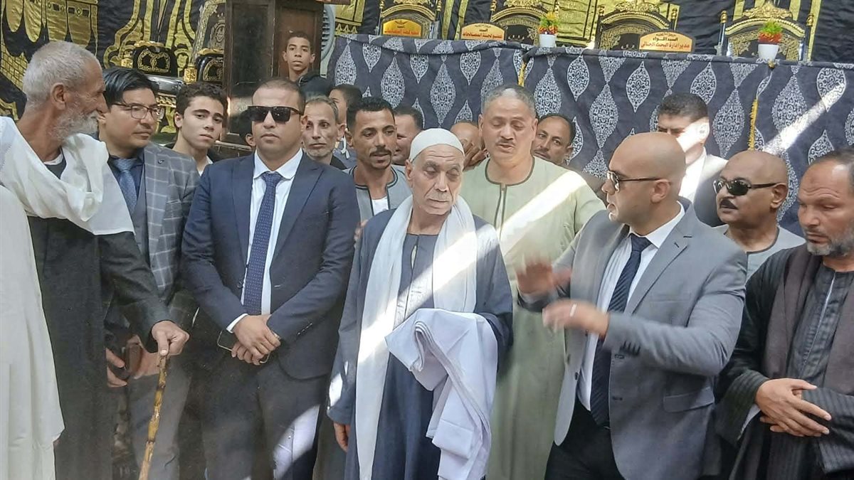بعد 11 عامًا من الثأر، تسليم الكفن لأشقاء قتيل ينهي خصومة عائلية في المنيا
