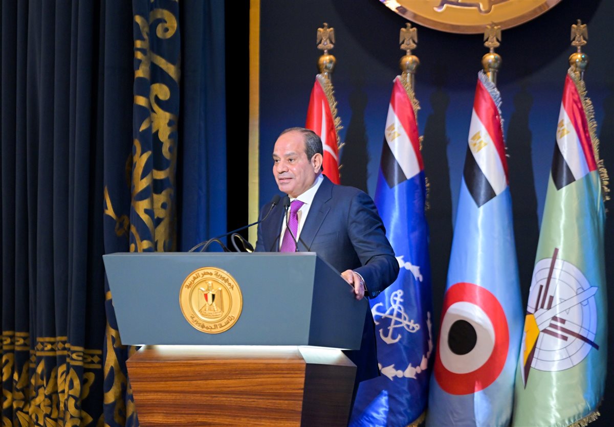 رسائل وتحذيرات السيسي للمصريين في الندوة الثقافية الـ 44 للقوات المسلحة