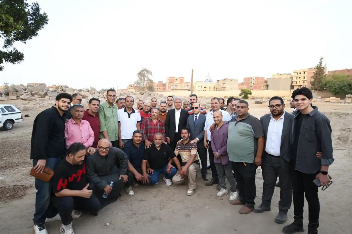 محافظ الغربية ووزير السياحة يتفقدان معبد بهبيت الحجارة بسمنود لدراسة تطويره (فيديو)
