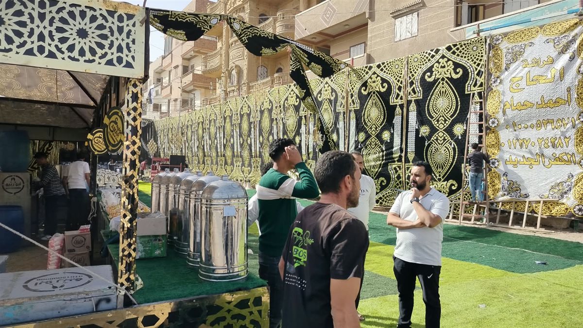 سرادق عزاء في الدقهلية انتظارًا لجثمان محمد شخبة ضحية حادث السودان