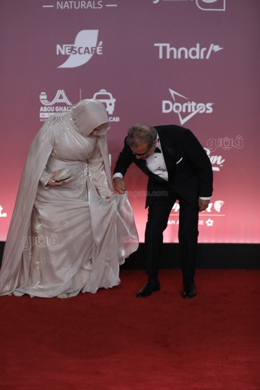 النجوم وأفراد عائلاتهم على ريد كاربت مهرجان الجونة السينمائي (صور)