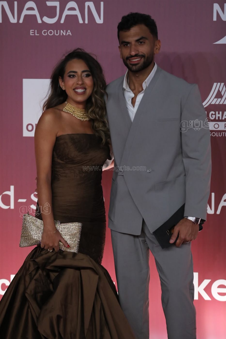 أبرزهم آسر ياسين وزوجته، كابلز خطفوا الأنظار على ريد كاربت "الجونة السينمائي" (صور)