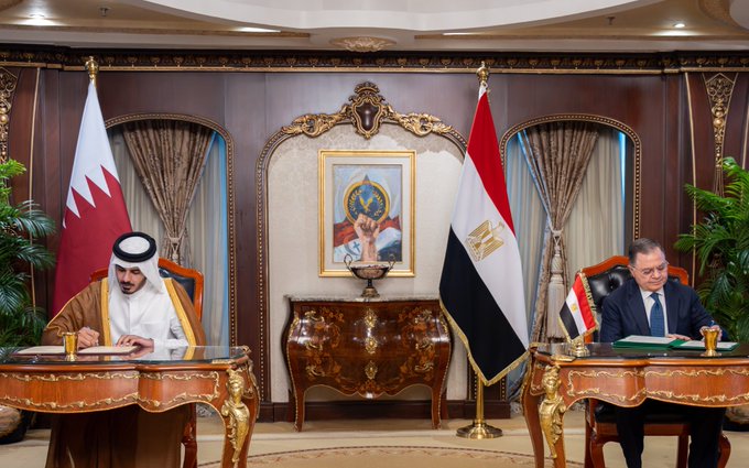 وزير الداخلية ونظيره القطري يوقعان مذكرة تفاهم لمكافحة الجريمة