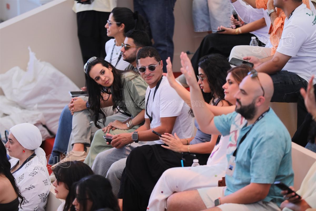 "اللمة لما بتتكرر"، جمهور الجونة يشارك في صناعة أغنية جديدة مع منة عدلي القيعي وأحمد طارق يحيى (فيديو)