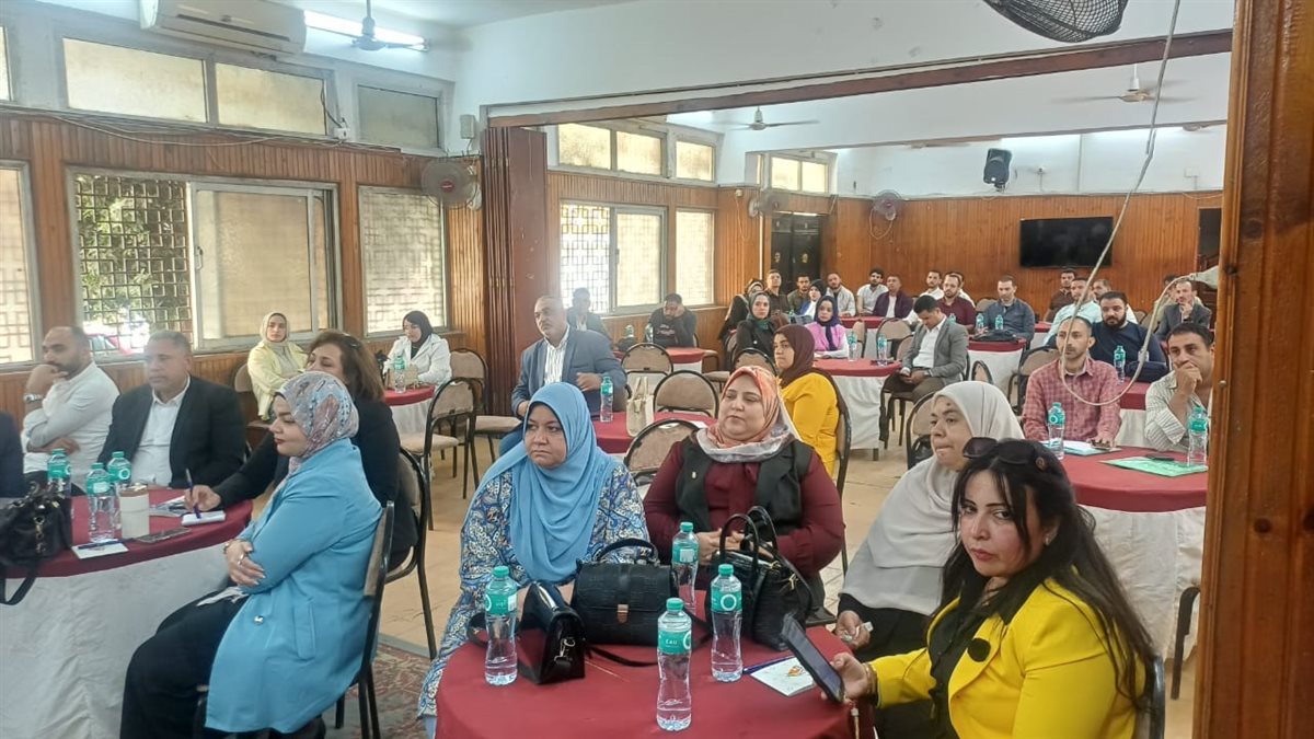 صناعة الملابس تنظم ورشة عمل للمصانع في بني سويف للتعريف بقانون العمل الجديد