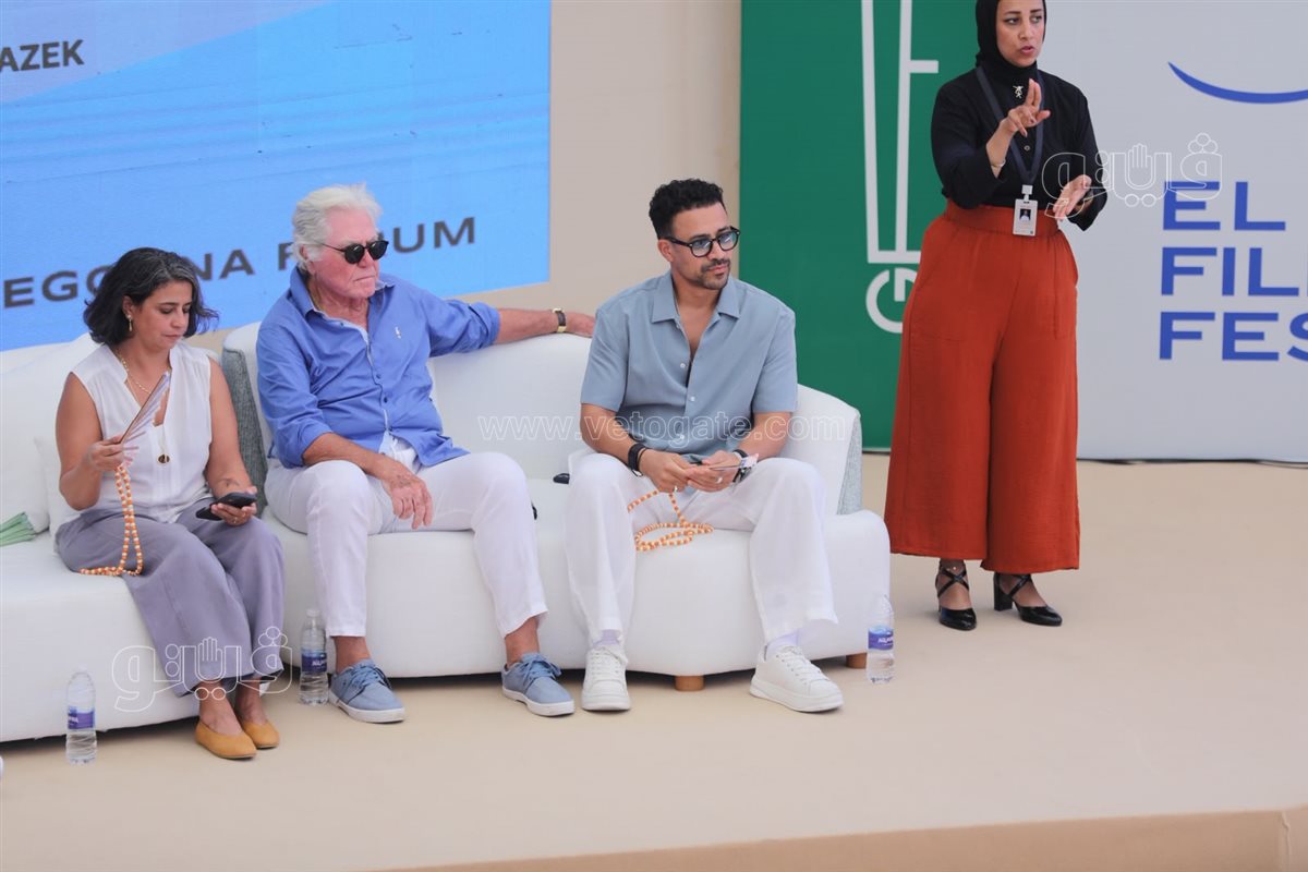 نجلة المخرج محمد خان: والدي كان ينسج شخصيات واقعية من بيئتها (فيديو وصور)