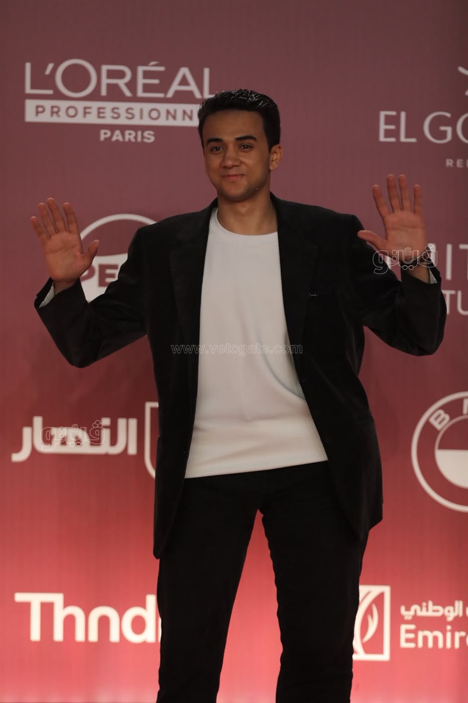 النجوم وصناع فيلم "لمن يجرؤ" يتألقون على الريد كاربت بـ"الجونة السينمائي" (صور)