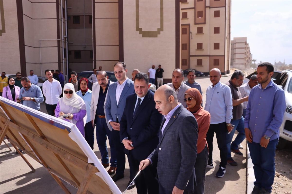 خطة لتطوير الأسواق الحضارية، محافظ دمياط يتابع نسب تنفيذ سوق الجمعة بشطا