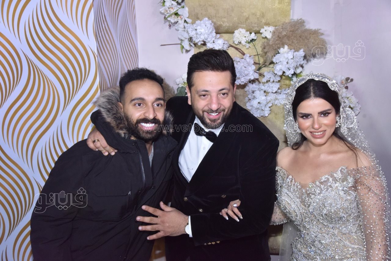 أحمد الهواري يحتفل بعقد قرانه على يمنى علي (4)