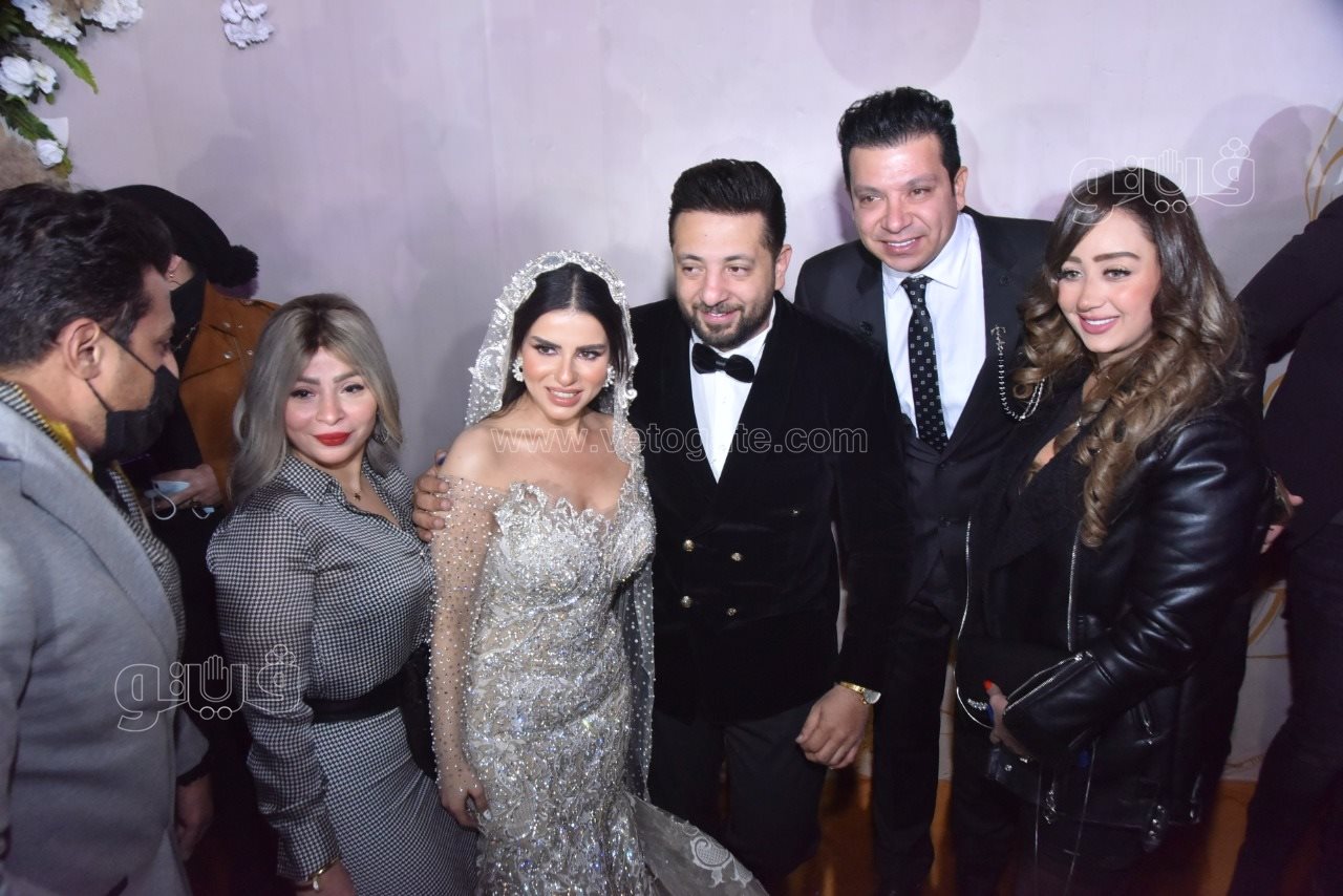 أحمد الهواري يحتفل بعقد قرانه على يمنى علي (23)