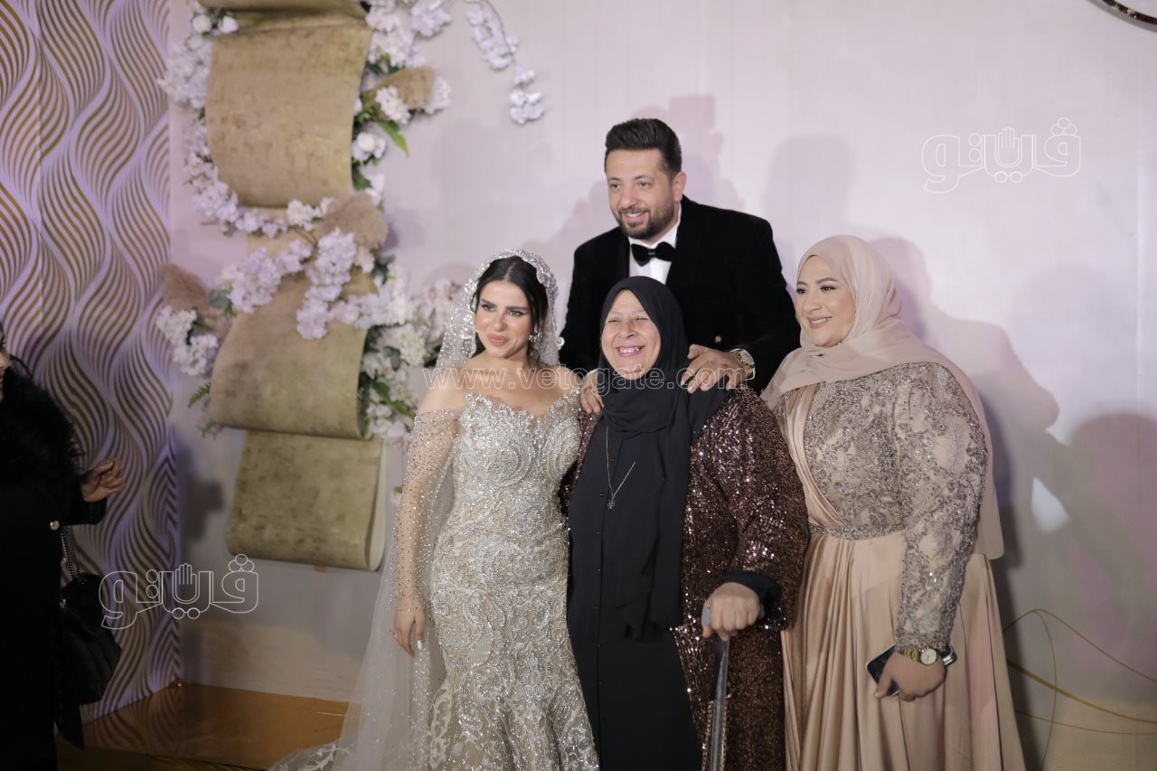 أحمد الهواري يحتفل بعقد قرانه على يمنى علي (26)