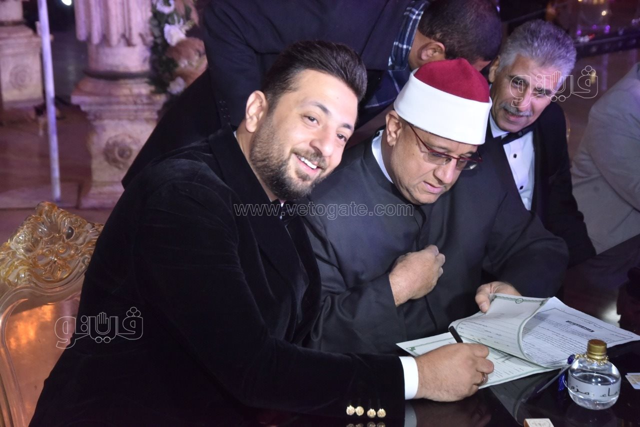 أحمد الهواري يحتفل بعقد قرانه على يمنى علي (27)