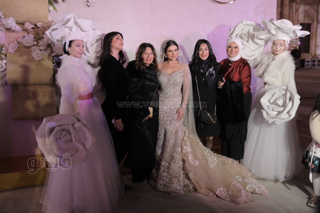 أحمد الهواري يحتفل بعقد قرانه على يمنى علي (44)