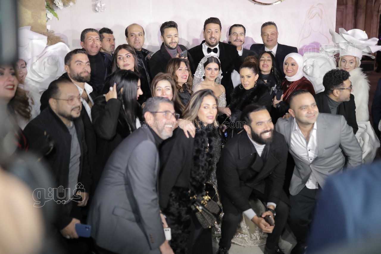 أحمد الهواري يحتفل بعقد قرانه على يمنى علي (48)