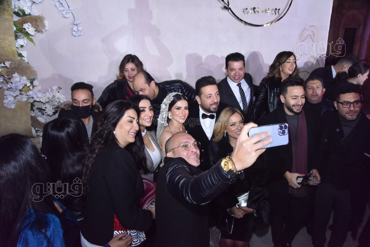 أحمد الهواري يحتفل بعقد قرانه على يمنى علي (59)