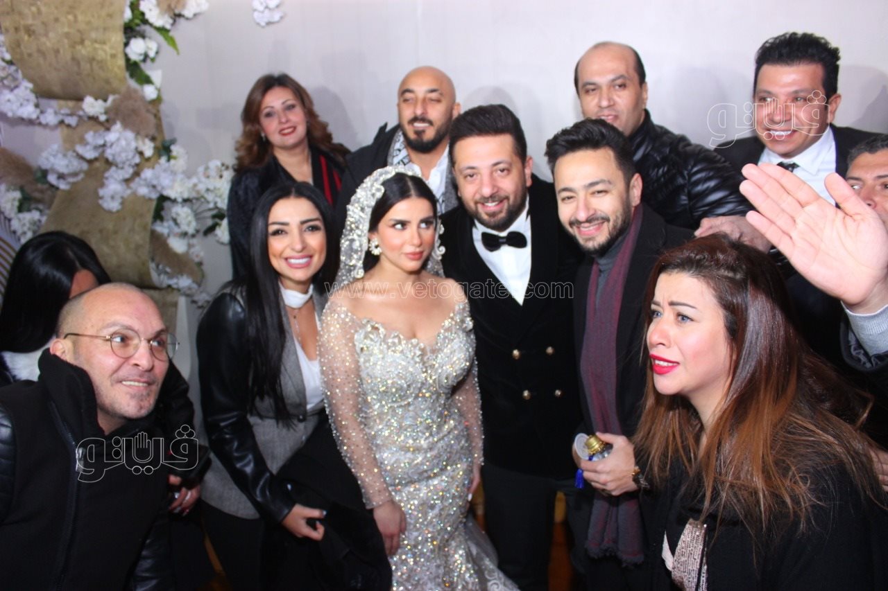 أحمد الهواري يحتفل بعقد قرانه على يمنى علي (61)