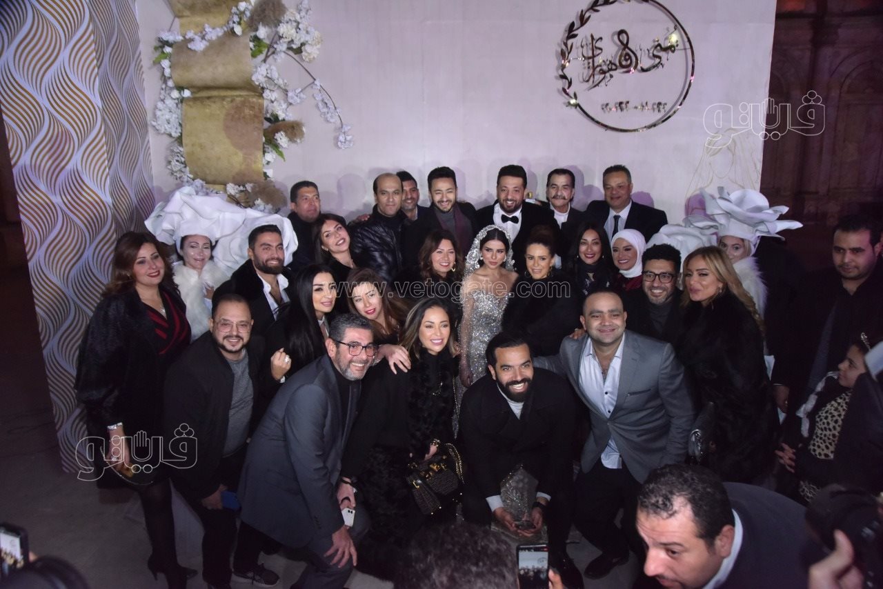 أحمد الهواري يحتفل بعقد قرانه على يمنى علي (67)