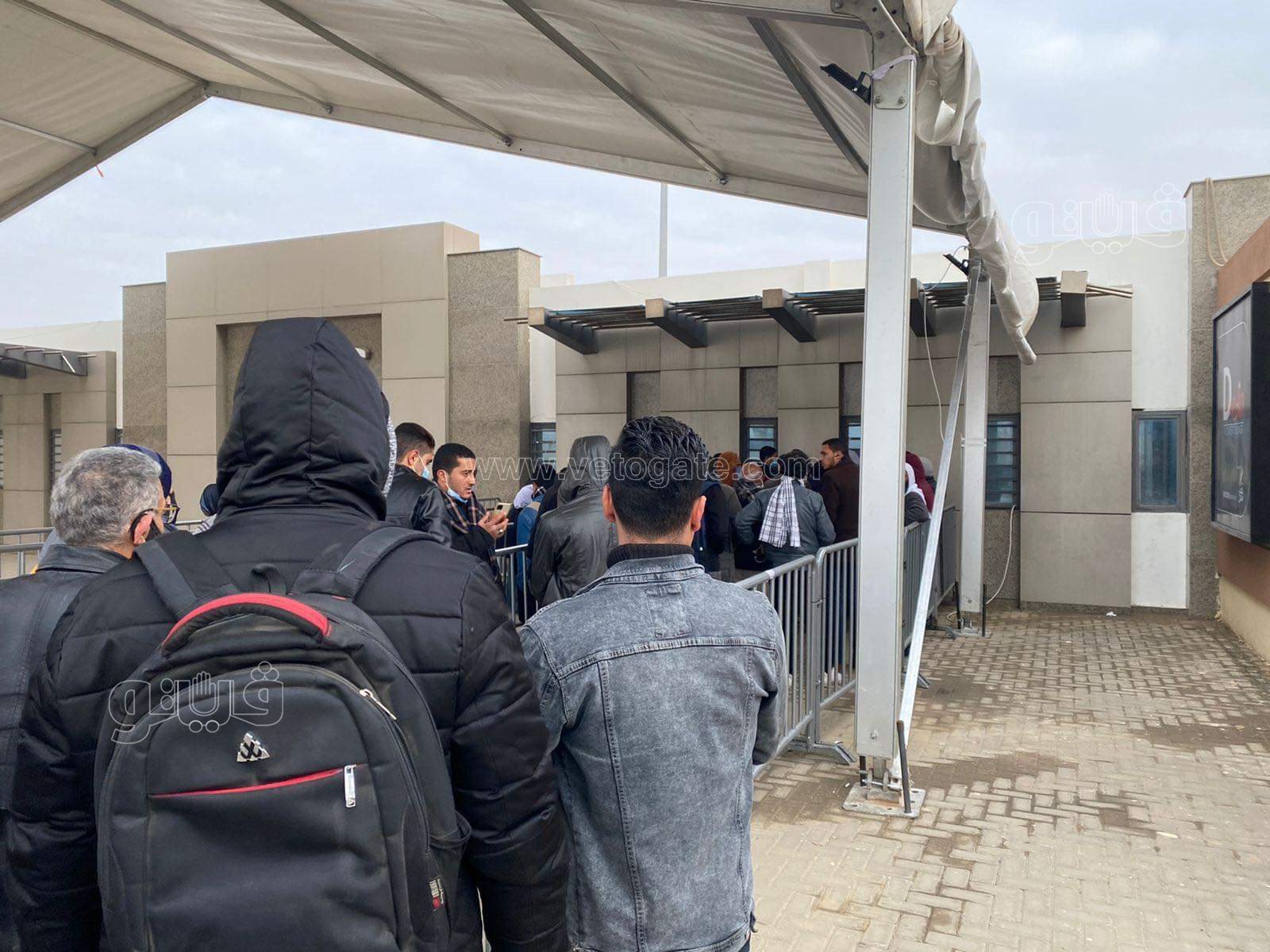 إقبال كبير على معرض القاهرة للكتاب في أول أيامه (11)