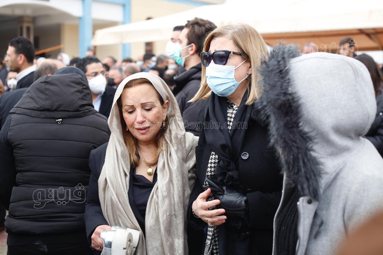 صحفيون وإعلاميون يشيعون ياسر رزق (3)