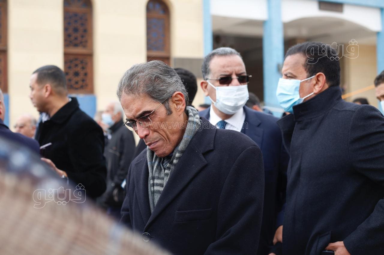 صحفيون وإعلاميون يشيعون ياسر رزق (19)