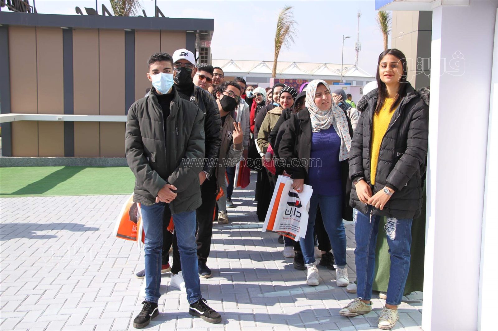 أحمد يونس يوقع أعماله في معرض القاهرة للكتاب (3)