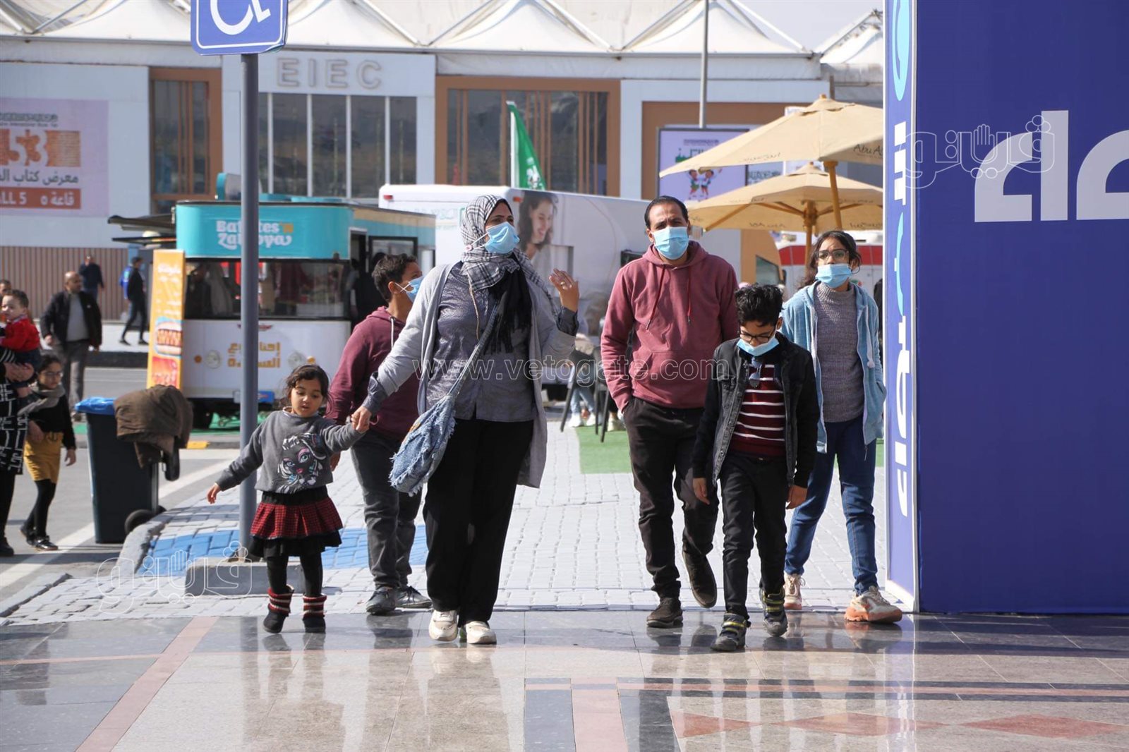 تزايد أعداد جمهور معرض القاهرة للكتاب في ثاني أيامه (12)