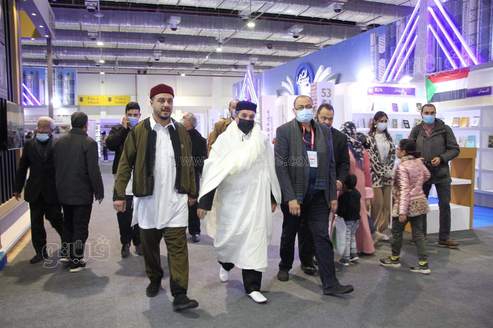 زوار معرض الكتاب (1)