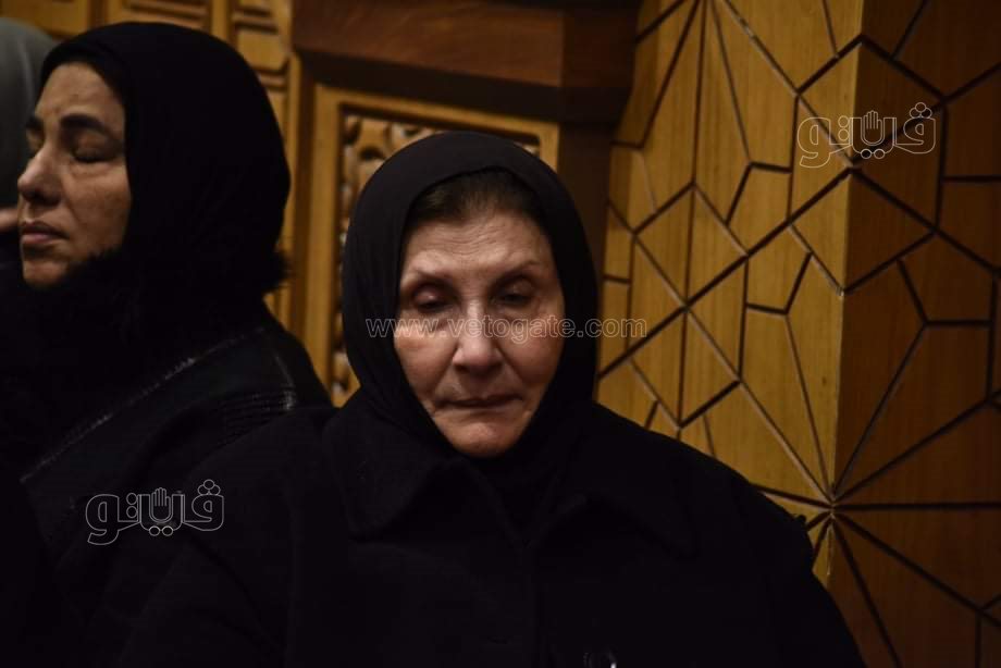 أسرة عبدالسلام المحجوب خلال العزاء (5)