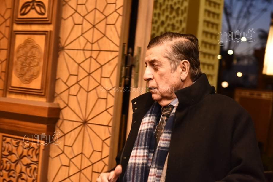 جمال مبارك ومندوب الرئاسة في عزاء اللواء عبدالسلام محجوب (4)