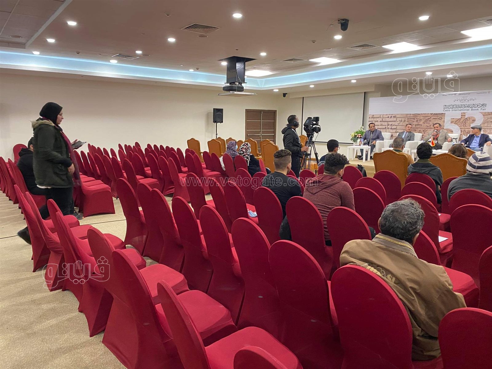 انسحاب محيي إسماعيل من ندوة بمعرض الكتاب (6)