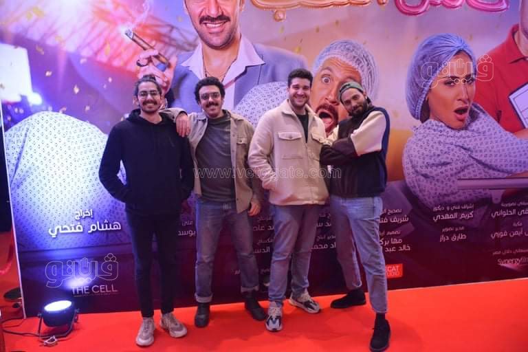 ابطال فيلم حامل اللقب (57)