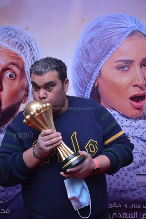 ابطال فيلم حامل اللقب (68)