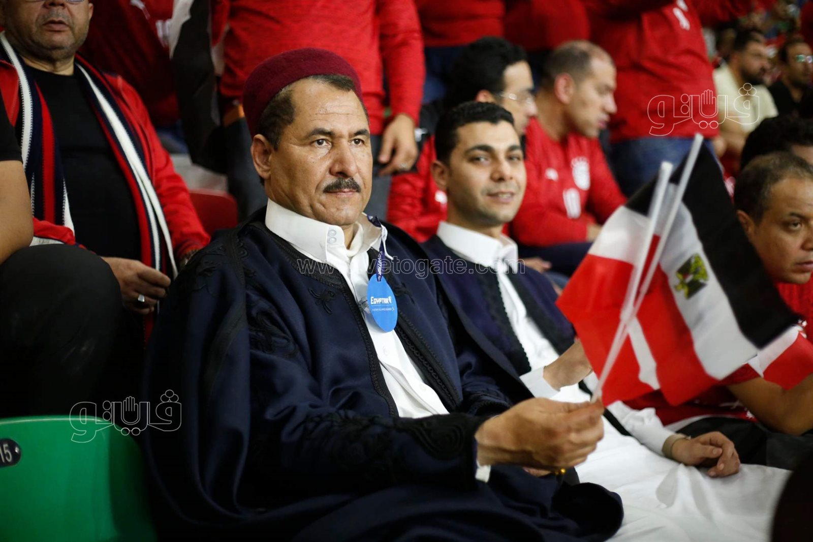 مصريون يشجعون المنتخب بالكاميرون (17)