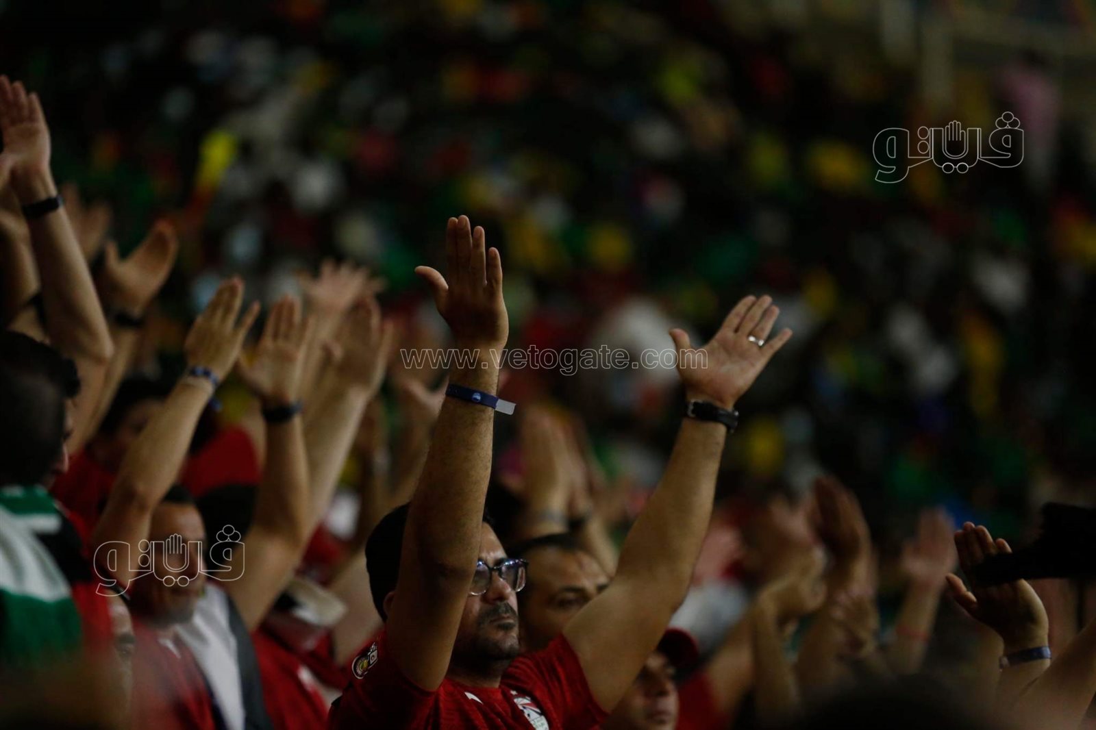 مصريون يشجعون المنتخب بالكاميرون (19)