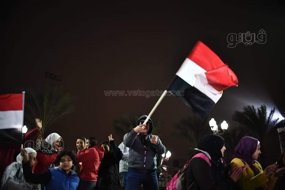 فرحة جنونية للجمهور المصري بمركز شباب الجزيرة بعد الفوز على الكاميرون (5)