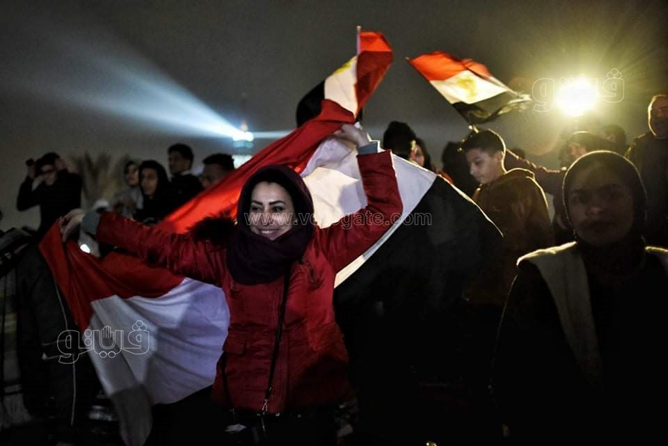 فرحة جنونية للجمهور المصري بمركز شباب الجزيرة بعد الفوز على الكاميرون (9)