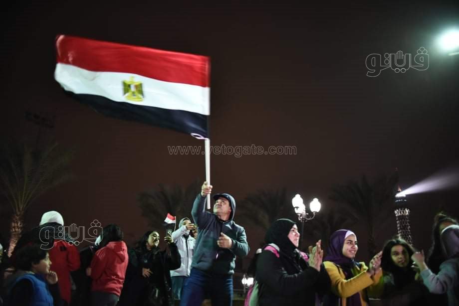 فرحة جنونية للجمهور المصري بمركز شباب الجزيرة بعد الفوز على الكاميرون (14)